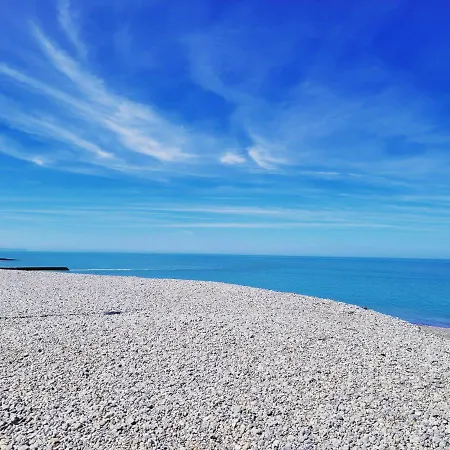 Les Dryades Riviere Et *